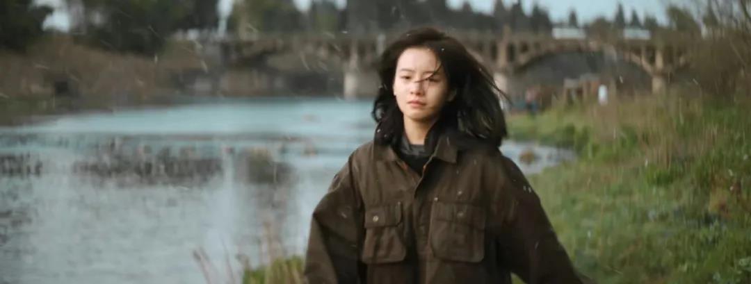 漫長的季節:“離地半米”的浪漫(圖2) 漫長的季節:“離地半米”的浪漫(圖2)